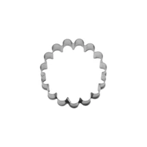 Virág mintás linzer kiszúró (alsó)