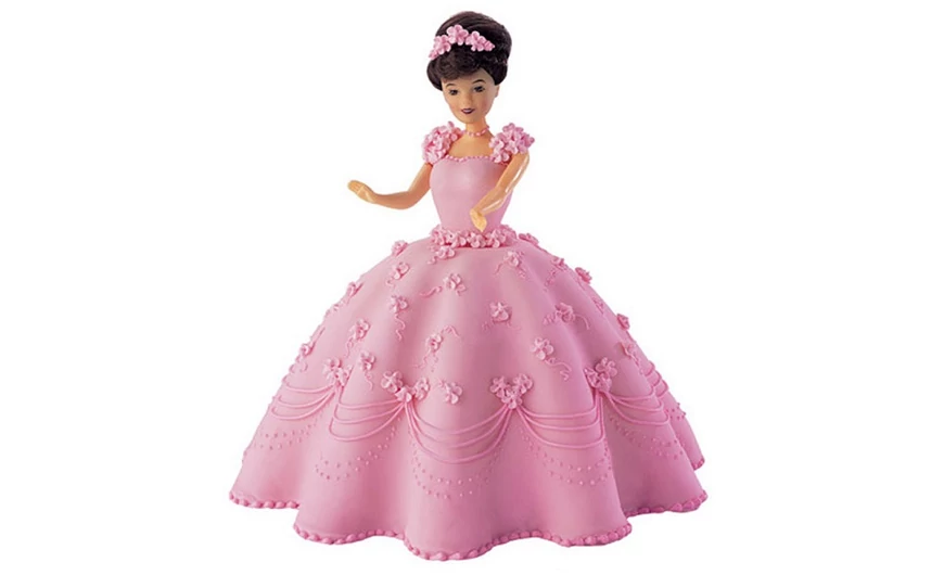 Barbie torta készítése