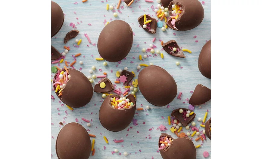 Cukorkával töltött csokitojások