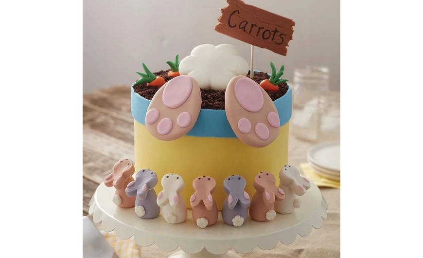 Nyuszi popsi torta nyuszis finomságokkal